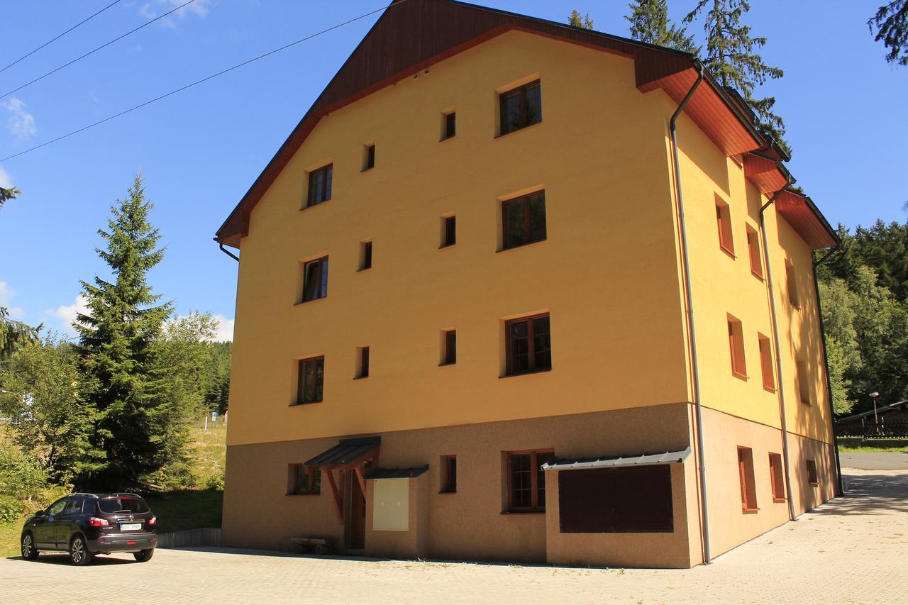 Apartmány Olympia Železná Ruda Esterno foto